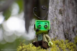 Ray Tenny on the moss - @teddi_toyworld