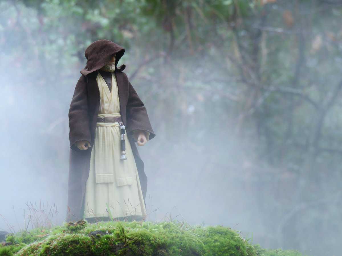 Obi Wan in the Fog by @actionstuff_mini